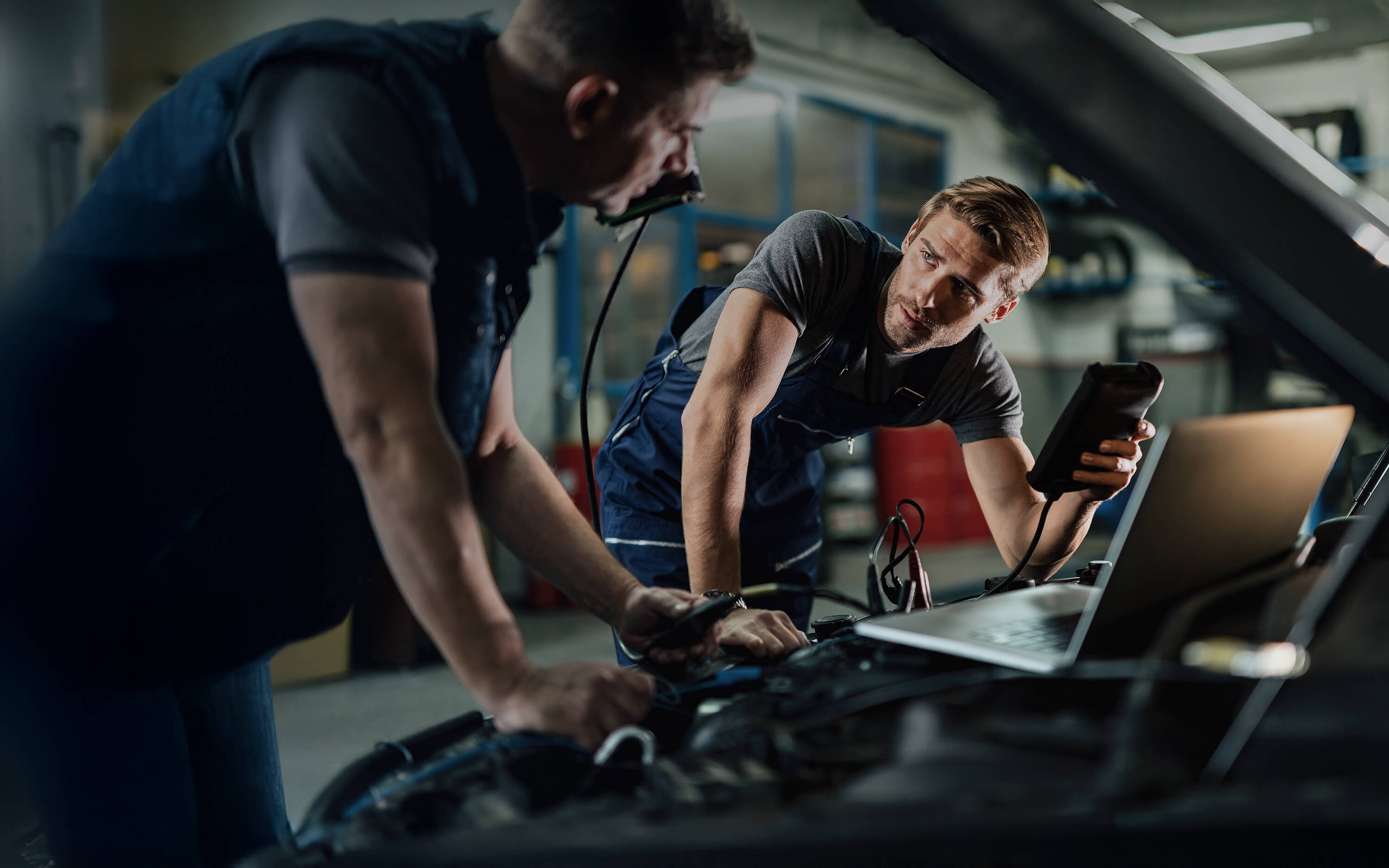 Automotive Servicing using a Computer